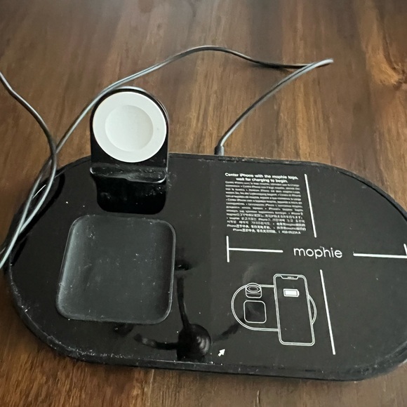 Charging station for cell phone (I-phone) and Apple Watch. - Picture 3 of 3